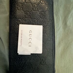 Gucci Black Leather Wallet